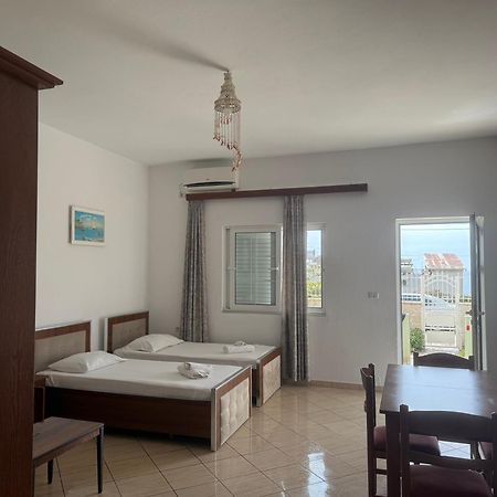 Villa Almar Sarandë Exterior foto