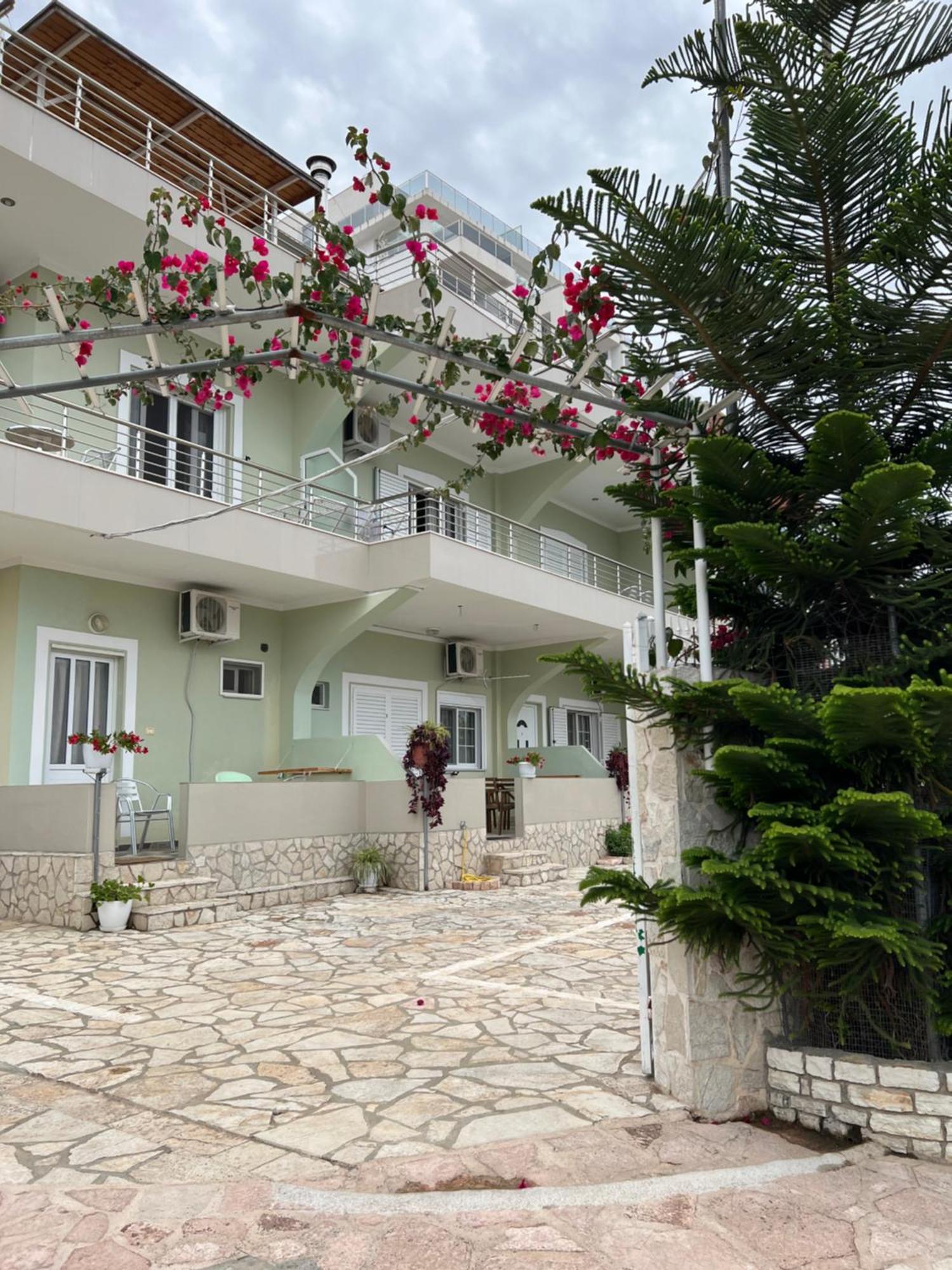 Villa Almar Sarandë Exterior foto